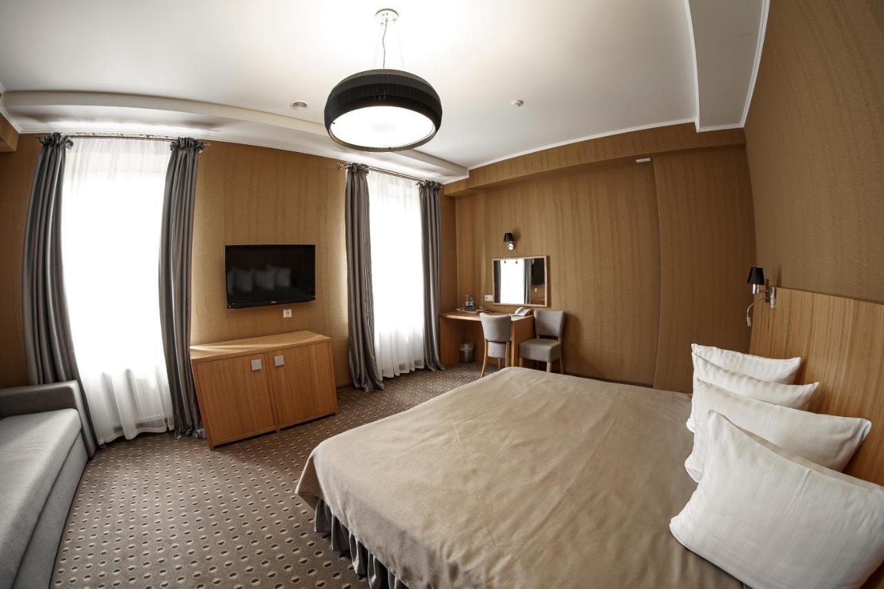 Kolobok Hotel Kniahynynok ภายนอก รูปภาพ