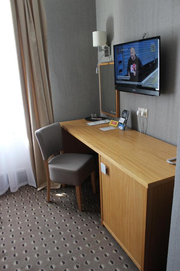 Kolobok Hotel Kniahynynok ภายนอก รูปภาพ