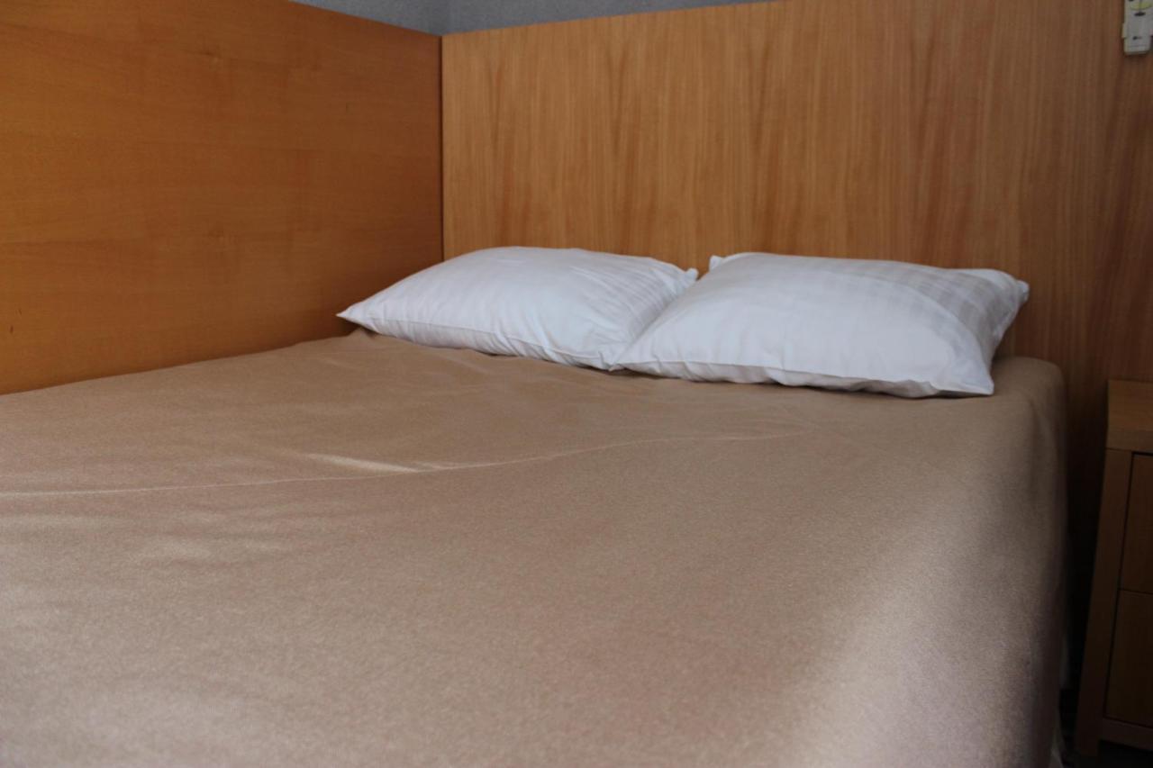 Kolobok Hotel Kniahynynok ภายนอก รูปภาพ